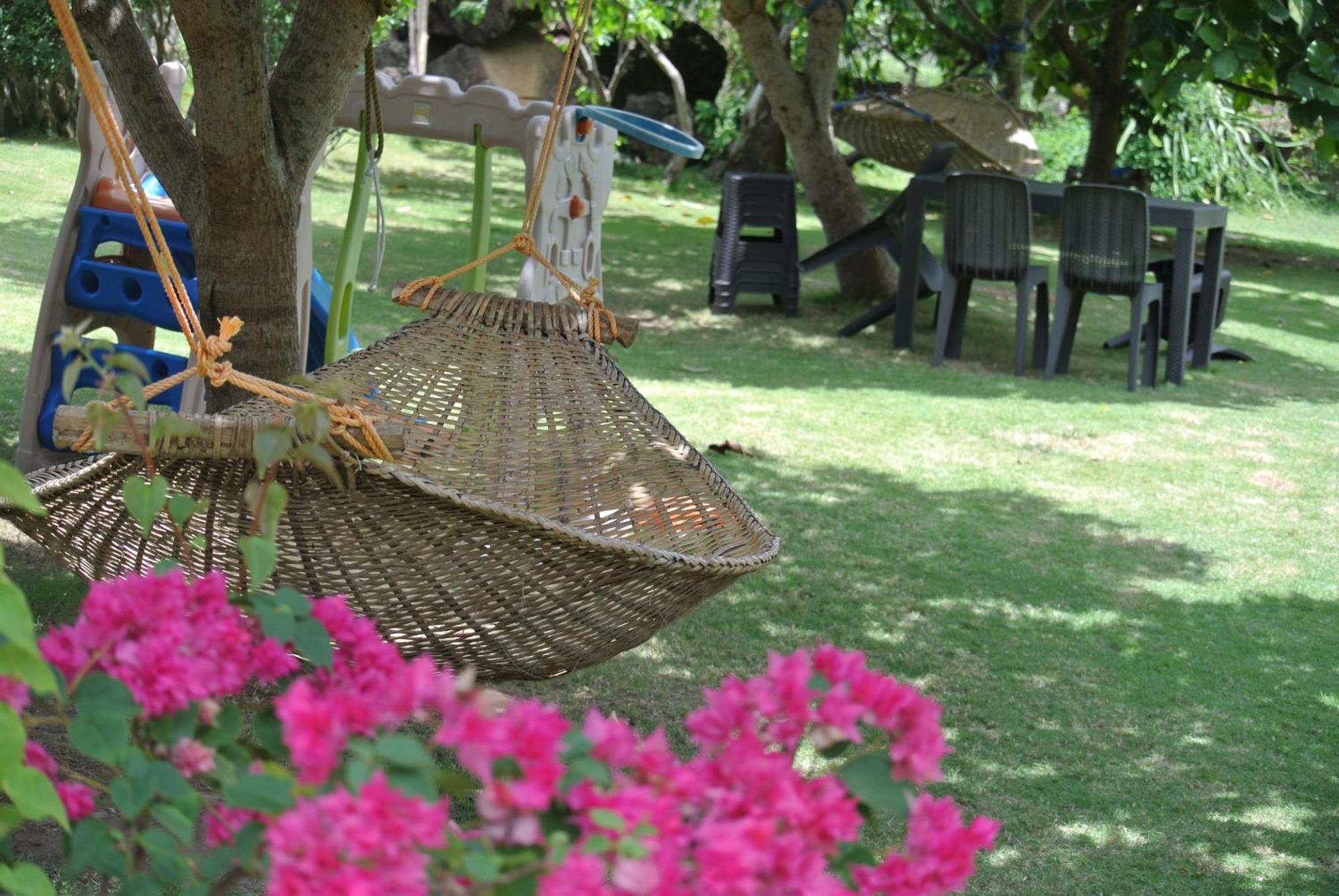 Tongatok Cliff Resort Mambajao Exterior photo