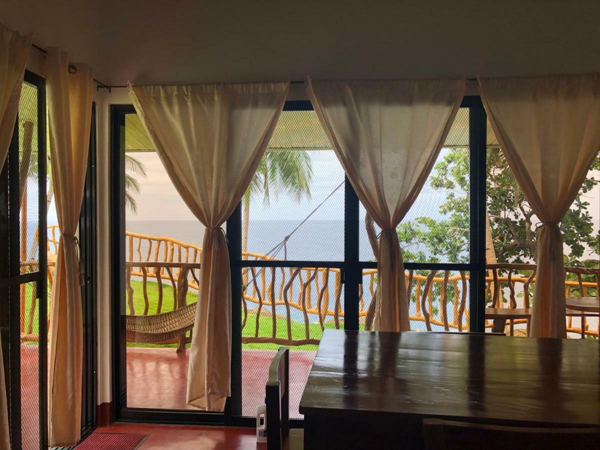 Tongatok Cliff Resort Mambajao Exterior photo